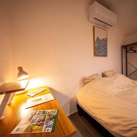 Apartment Neuf Climatise Terrasse Voie Verte Centre Thermal