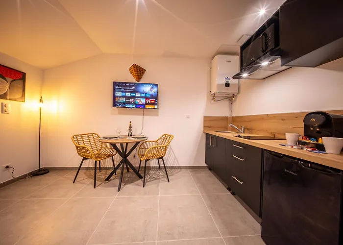 Apartment Neuf Climatise Terrasse Voie Verte Centre Thermal Le Poujol-sur-Orb